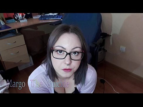 ❤️ Gadis Seksi sareng Kacamata Nyedot Dildo Jero dina Kaméra ❤ video bangsat di urang